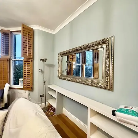 Spacious 2 Bedroom Apartment-2