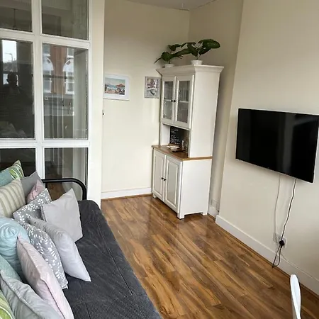 Apartment Lavender Hill-3