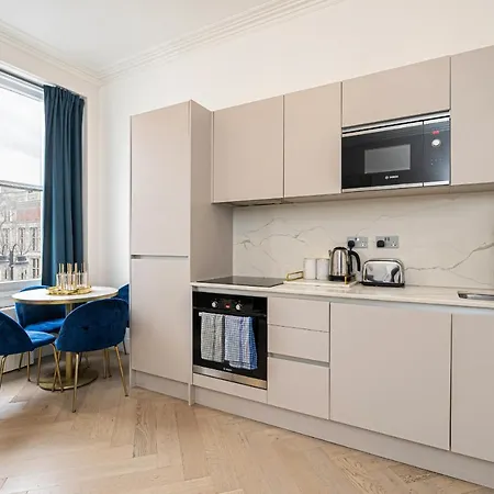 Luxury Apartments Near Harrods And The Science Museum-3