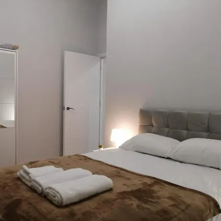 Cosy Entire Flat In Kings Cross-3