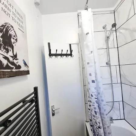 The Headlam Apartment-3