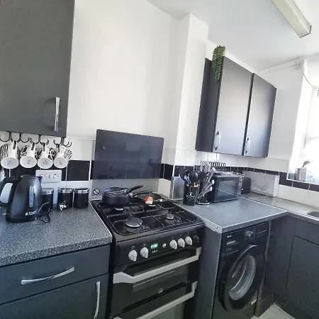 The Headlam Apartment-2