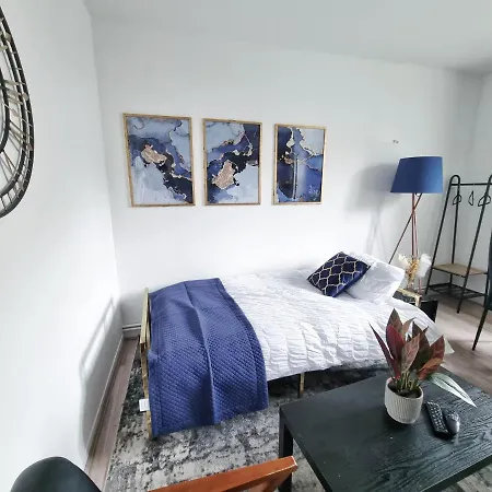 The Headlam Apartment-3