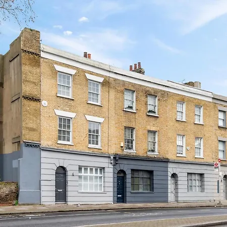 Modern 4 Bedroom Townhouse With Cinema Room In The Heart Of London Se1-3