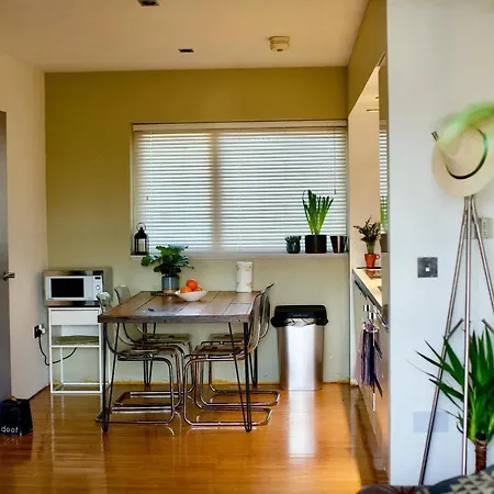 Zen Life With Urban Views - E8 Chic-2