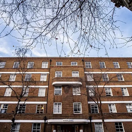 Bowden Court-2
