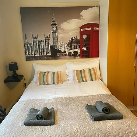 Anazing Studios 2 - North East London - Chingford-2