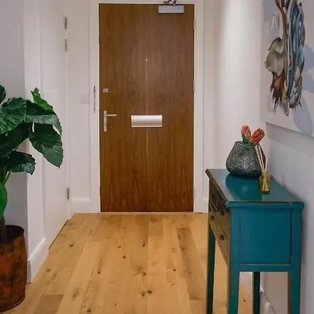 The Portobello Apartment-2