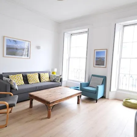 Beautiful Flat In Westminster-2