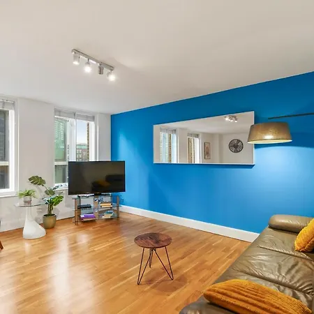 Mulberry Flat 5 - One Bedroom 3Rd Floor By City Living London-2