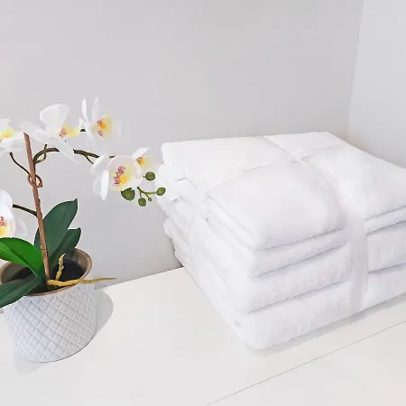 Chelsea Flat 10 Mins Harrods, Gym, Air Conditioning-2