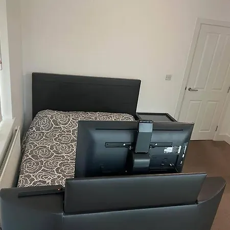 Comfy One Bedroom Apartment-2