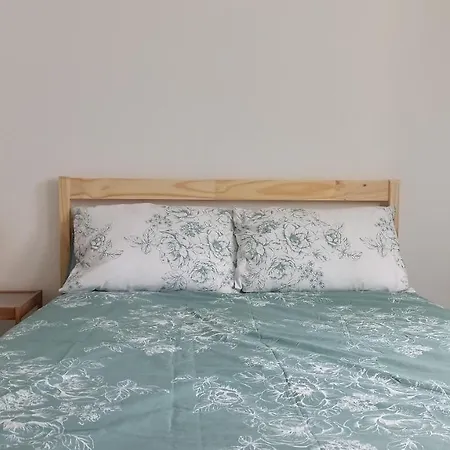Bright, Chilled Ensuite Db Room In A Shared Flat!-3