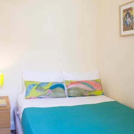 Fantastic Stays At Camden-2
