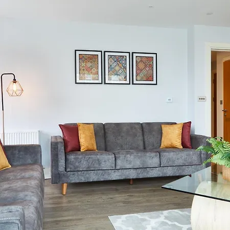 Elegant Plus Luxury Apartments-3