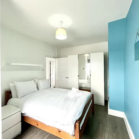 Modern 2 Bed Flat Close To Shoreditch / Free Wi-Fi-2
