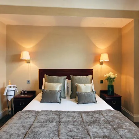 Gem Strathmore Hotel-2