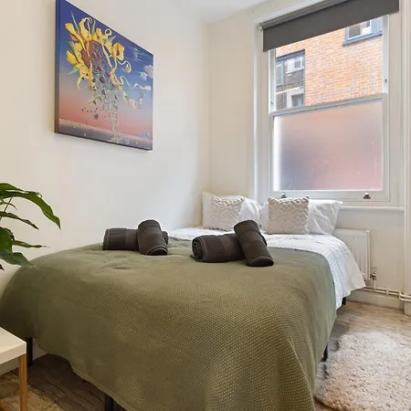 Heart Of London: 3 Bed Near Oxford St And Subway-2