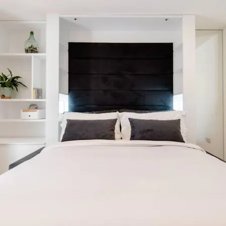 Well-Positioned Studio Flat-2