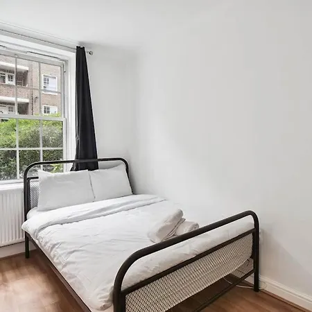 Aplacetostay Central London Apartment, Waterloo-3