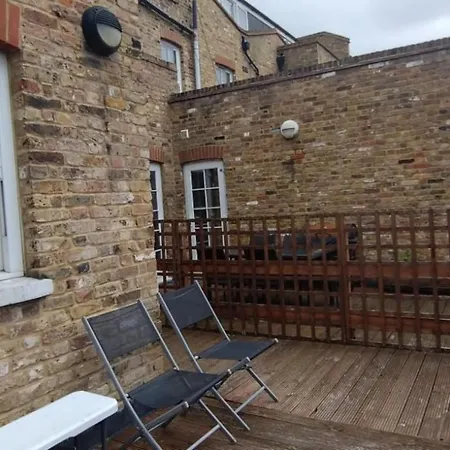 Quiet And Cozy 2 Seperate Bedrooms And 2 Bathroom With Terrace-3