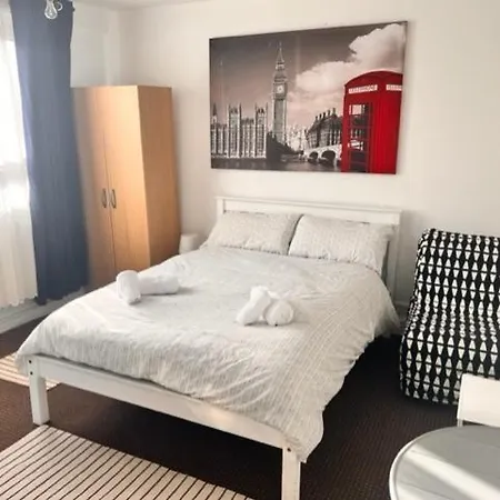Beautiful Rooms Close To Brick Lane-2