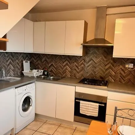 Beautiful Rooms Close To Brick Lane-3