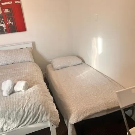 Beautiful Rooms Close To Brick Lane-2
