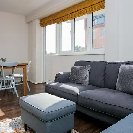 Lovely 1 Bedroom Apartment W/ Balcony In Dalston-2