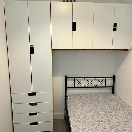 Genuine Guest House-3