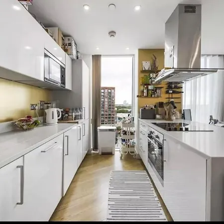 Ontario Point Flat Only Double Bedroom-2