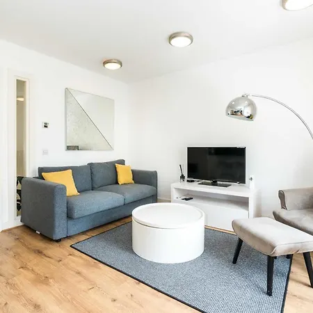 Amazing 2 Bedroom / Earls Court / Kensington-3