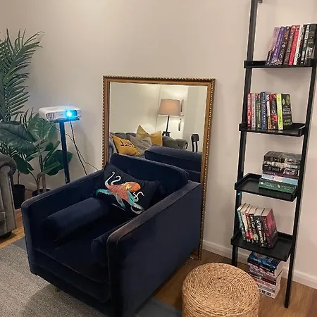 4Bed Loft Style Apartment With Privateterrace-3