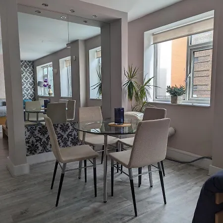 Flat In Camden Town-2