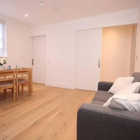 Lovely Flat In Baker Street-3