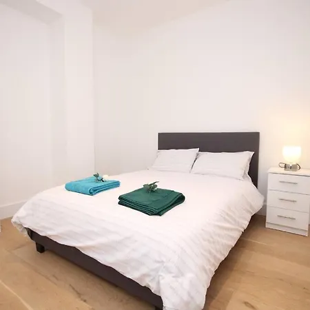 Lovely Flat In Baker Street-2