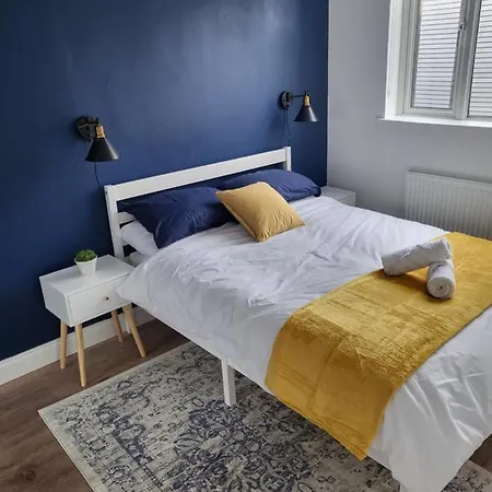 The Sydenham Snug-2