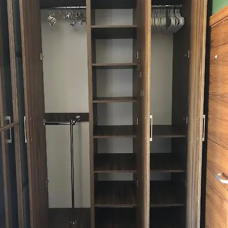 Studio Flat-3