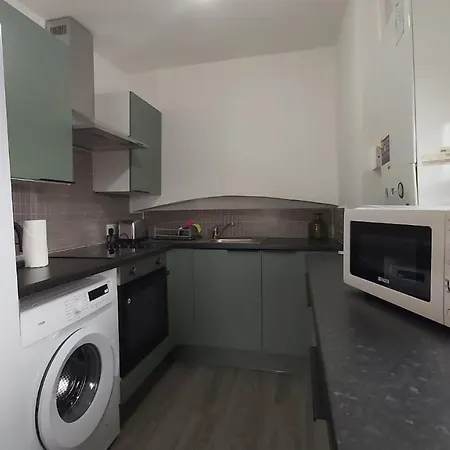 Battersea Park Apartments-3