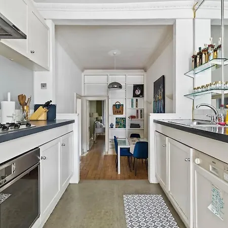 Germaine Greer'S Legacy Flat In Hyde Park, Central London-2