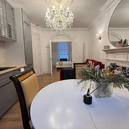 Hyde Park Suite - One Bedroom-2