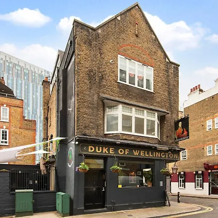 Modern 1 Bed Apartment In The Heart Of Shoreditch - Moments From Old Spitalfields Market & Liverpool Street Station-3