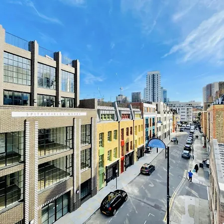 Modern 1 Bed Apartment In The Heart Of Shoreditch - Moments From Old Spitalfields Market & Liverpool Street Station-3