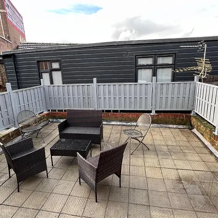 Flat In Central London With Large Patio-3