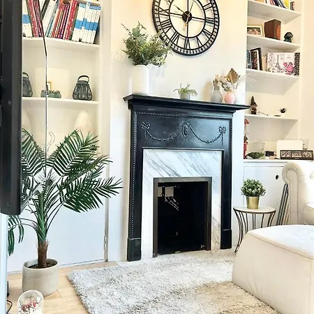 Charming 2 Beds In Chelsea By Earl'S Court Station-2