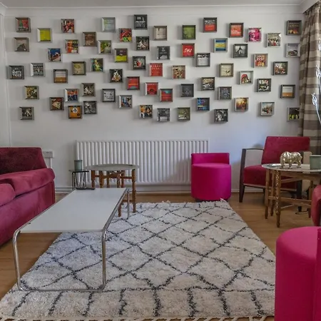 Regent'S Park Sleeps 8 Pet Friendly & Garden-3