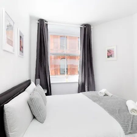 Covent Garden Central Apartments-3