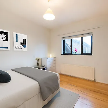 Amazing 2Bed In Canary Wharf-2