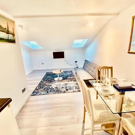 One Bedroom Apartment Wembley Stadium In London-2