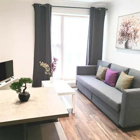 Luxury Apartment Near London Centre, Near Train Station, E1-2